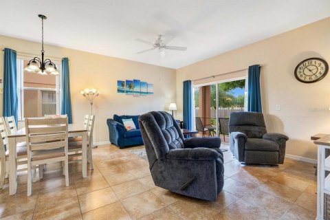 Touwnhouse à vendre à Davenport, Floride: 4 chambres, 172.43 m2 № 1317476 - photo 12