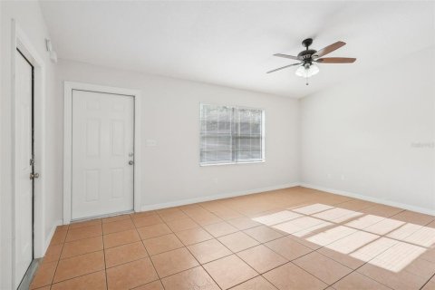 House in Palm Bay, Florida 3 bedrooms, 102.94 sq.m. № 1253419 - photo 14