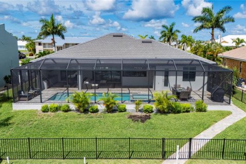 Villa ou maison à vendre à Punta Gorda, Floride: 3 chambres, 199.28 m2 № 1253760 - photo 6