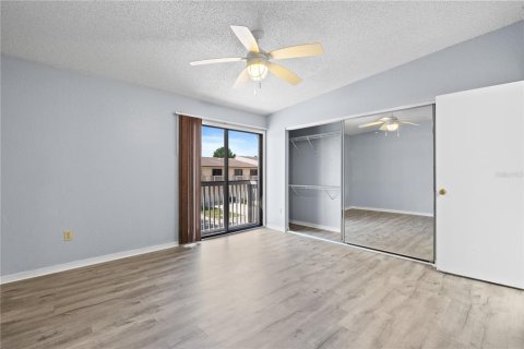 Condo in Pinellas Park, Florida, 2 bedrooms  № 1341406 - photo 27