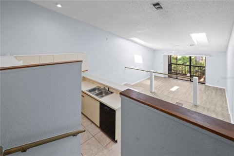 Condo in Pinellas Park, Florida, 2 bedrooms  № 1341406 - photo 22