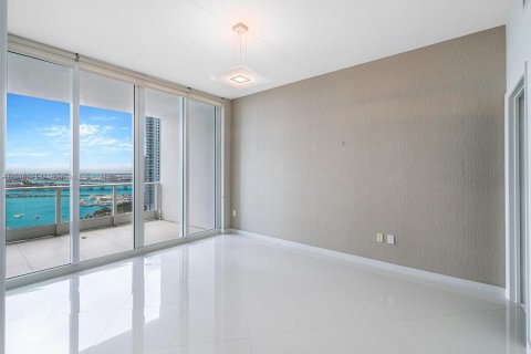 Condo in Miami, Florida, 3 bedrooms  № 1176778 - photo 25