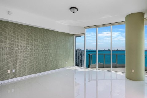 Condominio en venta en Miami, Florida, 3 dormitorios, 204.48 m2 № 1176778 - foto 16