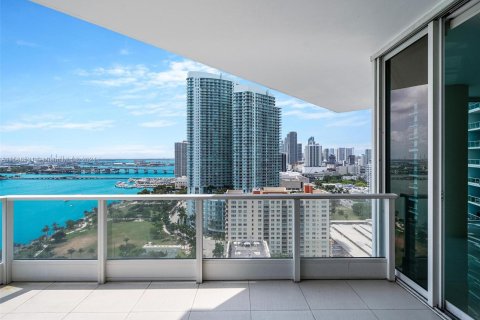 Condo in Miami, Florida, 3 bedrooms  № 1176778 - photo 19