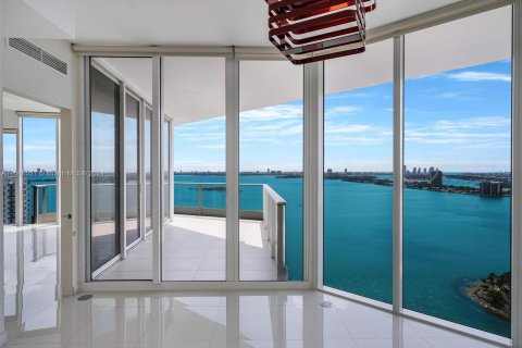 Copropriété à vendre à Miami, Floride: 3 chambres, 204.48 m2 № 1176778 - photo 5