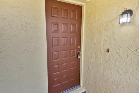 Condo in Port Richey, Florida, 2 bedrooms  № 1205648 - photo 7