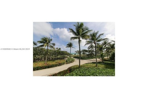 Condominio en venta en Bal Harbour, Florida, 1 dormitorio, 94.67 m2 № 1433003 - foto 8