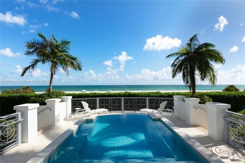 Купить таунхаус в Майами-Бич, Флорида 4 спальни, 528.15м2, № 922186 - фото 2