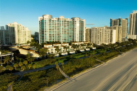 Купить таунхаус в Майами-Бич, Флорида 4 спальни, 528.15м2, № 922186 - фото 30
