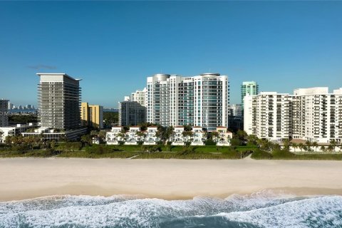 Touwnhouse à vendre à Miami Beach, Floride: 4 chambres, 528.15 m2 № 922186 - photo 5