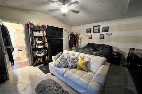 Casa en venta en Coral Springs, Florida, 4 dormitorios, 187.2 m2 № 1362773 - foto 18