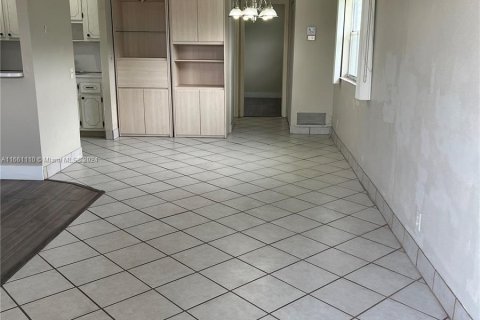 Copropriété à louer à Delray Beach, Floride: 1 chambre, 67.45 m2 № 1370399 - photo 2