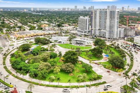 Condo in Hollywood, Florida, 1 bedroom  № 1370400 - photo 25