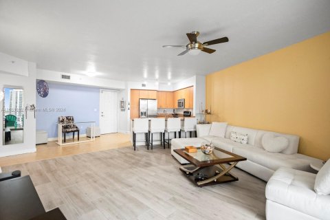 Condominio en venta en Hollywood, Florida, 1 dormitorio, 87.24 m2 № 1370400 - foto 9