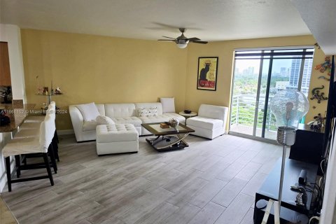 Condominio en venta en Hollywood, Florida, 1 dormitorio, 87.24 m2 № 1370400 - foto 4