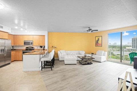 Condominio en venta en Hollywood, Florida, 1 dormitorio, 87.24 m2 № 1370400 - foto 7