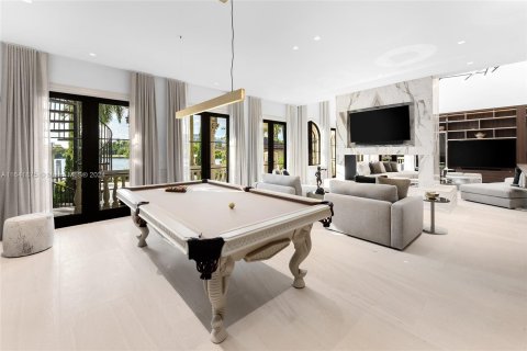 Casa en venta en Miami Beach, Florida, 6 dormitorios, 660.26 m2 № 1320883 - foto 25