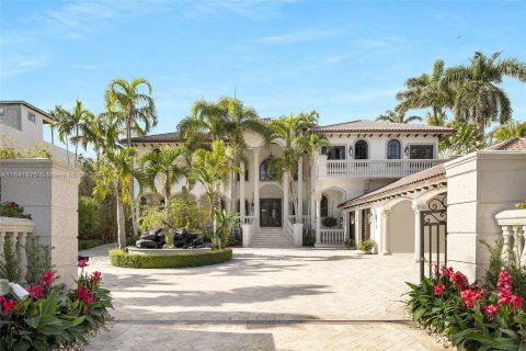 Villa ou maison à vendre à Miami Beach, Floride: 6 chambres, 660.26 m2 № 1320883 - photo 13