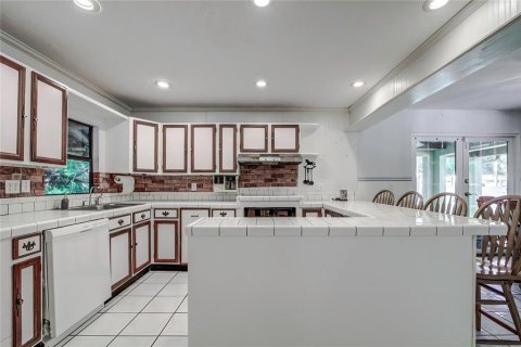 Casa en venta en Dade City, Florida, 3 dormitorios, 178.37 m2 № 1300049 - foto 16