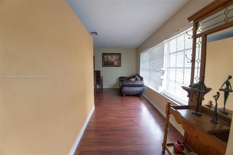 Casa en venta en Coral Springs, Florida, 3 dormitorios, 167.97 m2 № 1173571 - foto 9