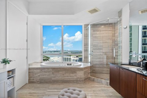 Copropriété à vendre à Sunny Isles Beach, Floride: 3 chambres, 216.18 m2 № 1378597 - photo 20