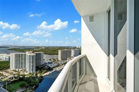 Copropriété à vendre à Sunny Isles Beach, Floride: 3 chambres, 216.18 m2 № 1378597 - photo 18