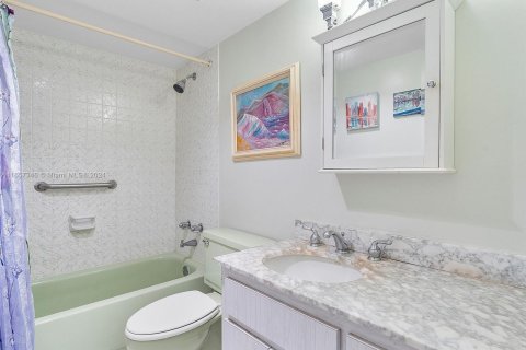 Copropriété à vendre à North Miami, Floride: 1 chambre, 81.29 m2 № 1378596 - photo 15