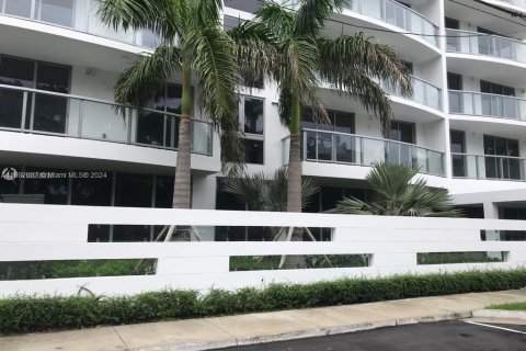 Copropriété à vendre à North Miami Beach, Floride: 2 chambres, 101.91 m2 № 1378598 - photo 7