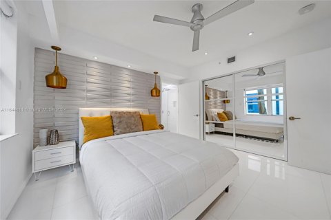 Condominio en venta en Miami Beach, Florida, 1 dormitorio, 50.17 m2 № 1328262 - foto 9