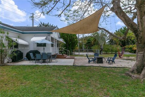 Casa en venta en Hallandale Beach, Florida, 3 dormitorios, 110 m2 № 1293282 - foto 3