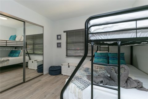 Casa en venta en Hallandale Beach, Florida, 3 dormitorios, 110 m2 № 1293282 - foto 18