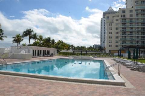 Copropriété à vendre à Miami Beach, Floride: 1 chambre, 87.14 m2 № 1080970 - photo 21