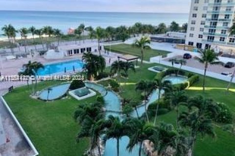 Condominio en venta en Miami Beach, Florida, 1 dormitorio, 87.14 m2 № 1080970 - foto 26