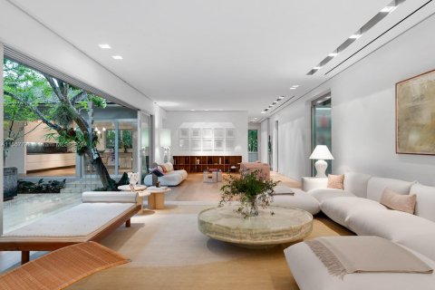 Villa ou maison à vendre à Miami Beach, Floride: 4 chambres, 525.46 m2 № 1081056 - photo 9