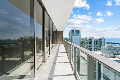 Copropriété à vendre à Miami, Floride: 3 chambres, 171.03 m2 № 1404499 - photo 30