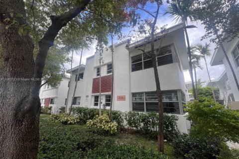 Copropriété à vendre à Miami Beach, Floride: 1 chambre, 40.51 m2 № 1176263 - photo 16