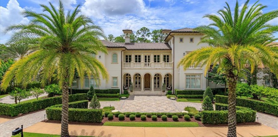 House in Orlando, Florida 7 bedrooms, 859.72 sq.m. № 424535
