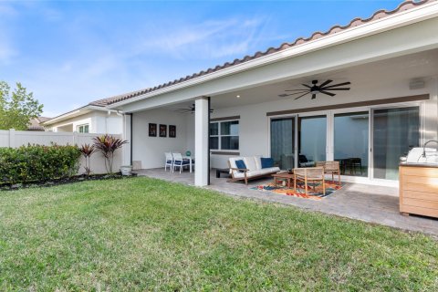 Casa en venta en Lake Worth, Florida, 4 dormitorios, 267.28 m2 № 1230256 - foto 10