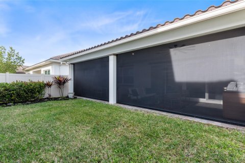 House in Lake Worth, Florida 4 bedrooms, 267.28 sq.m. № 1230256 - photo 9