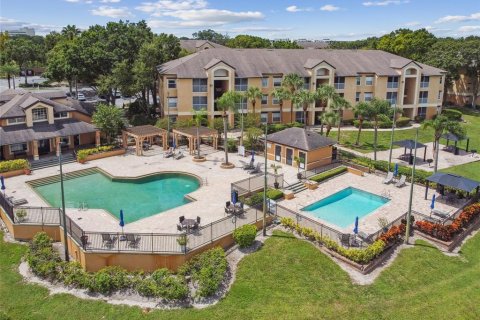 Copropriété à vendre à Orlando, Floride: 2 chambres, 93.18 m2 № 1342393 - photo 1