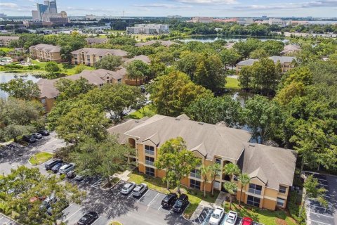 Copropriété à vendre à Orlando, Floride: 2 chambres, 93.18 m2 № 1342393 - photo 30