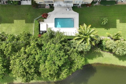 Condominio en venta en Deerfield Beach, Florida, 2 dormitorios, 83.61 m2 № 1095433 - foto 24