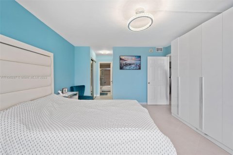 Copropriété à vendre à Hallandale Beach, Floride: 1 chambre, 88.26 m2 № 874150 - photo 14