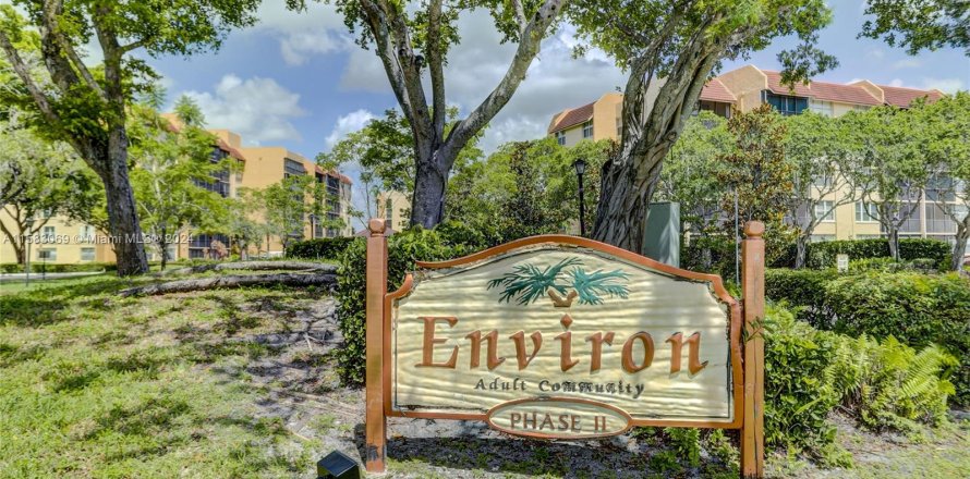 Condo in Lauderhill, Florida, 2 bedrooms  № 1181629