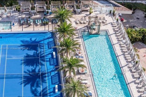 Copropriété à vendre à Hollywood, Floride: 2 chambres, 98.01 m2 № 1181487 - photo 4