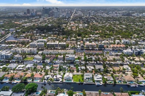 Terreno en venta en Fort Lauderdale, Florida № 1355027 - foto 17