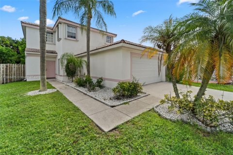 Villa ou maison à vendre à Boynton Beach, Floride: 3 chambres, 162.11 m2 № 1355026 - photo 2