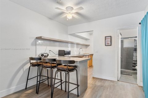 Copropriété à vendre à Miami Beach, Floride: 1 chambre, 40.88 m2 № 1215360 - photo 8