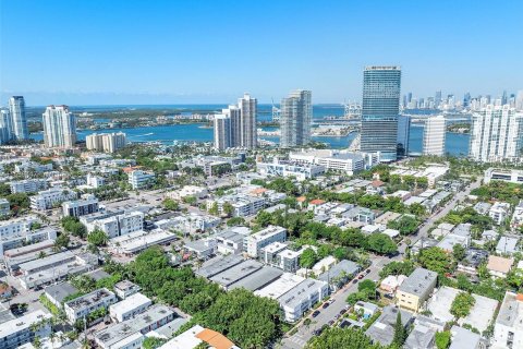 Condo in Miami Beach, Florida, 1 bedroom  № 1215360 - photo 28