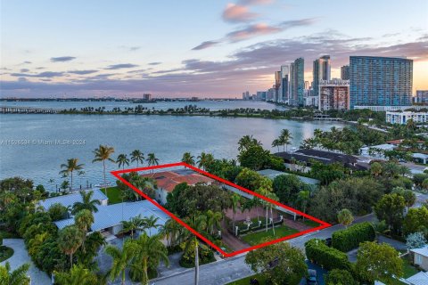 Terrain à vendre à Miami, Floride № 1208928 - photo 12